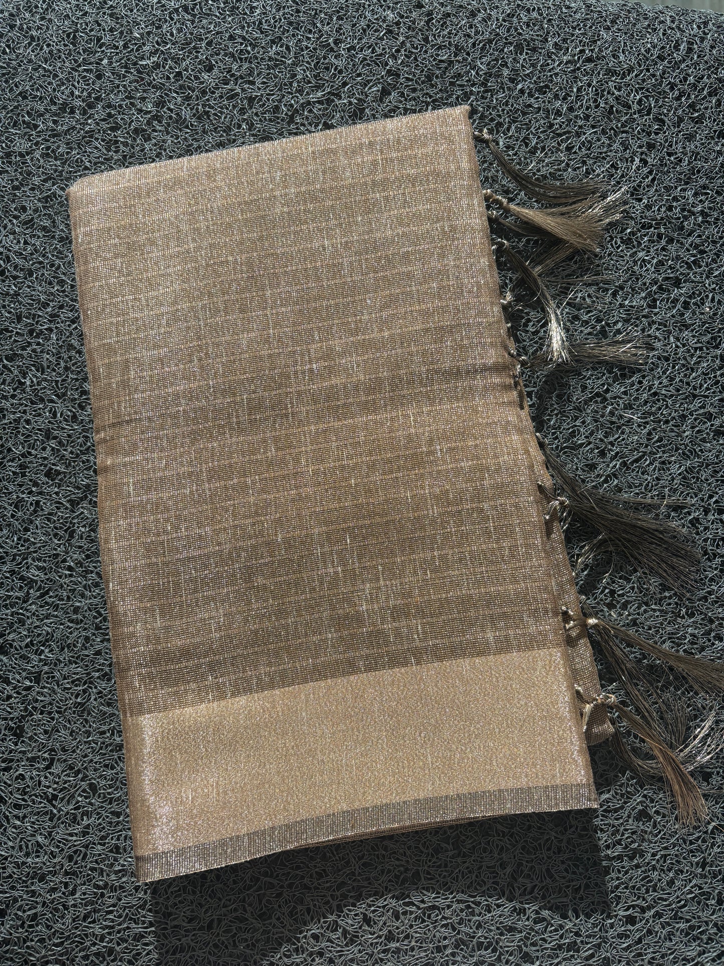 CS27- Tissue check saree