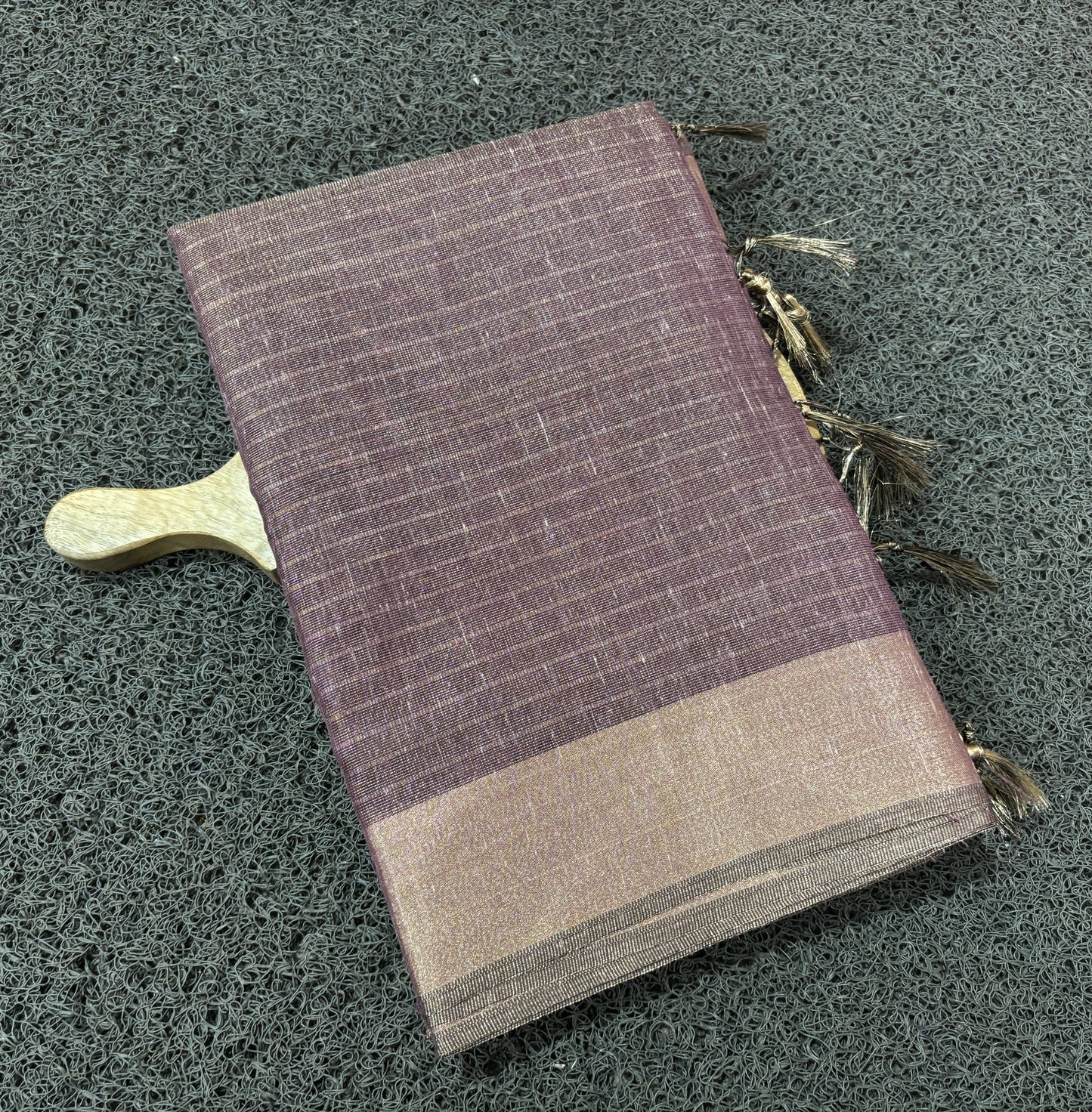 CS27- Tissue check saree