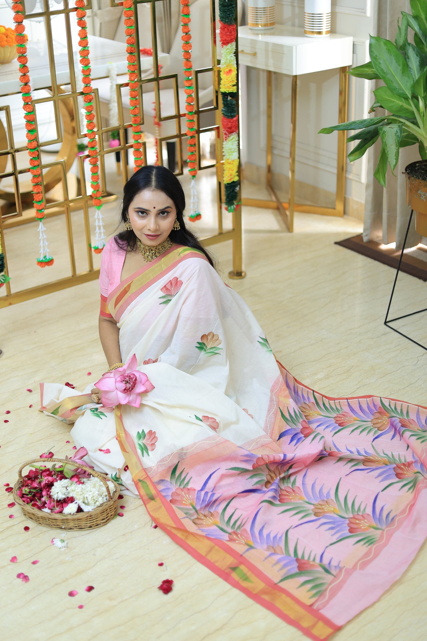 SS04- Brush paint cotton saree
