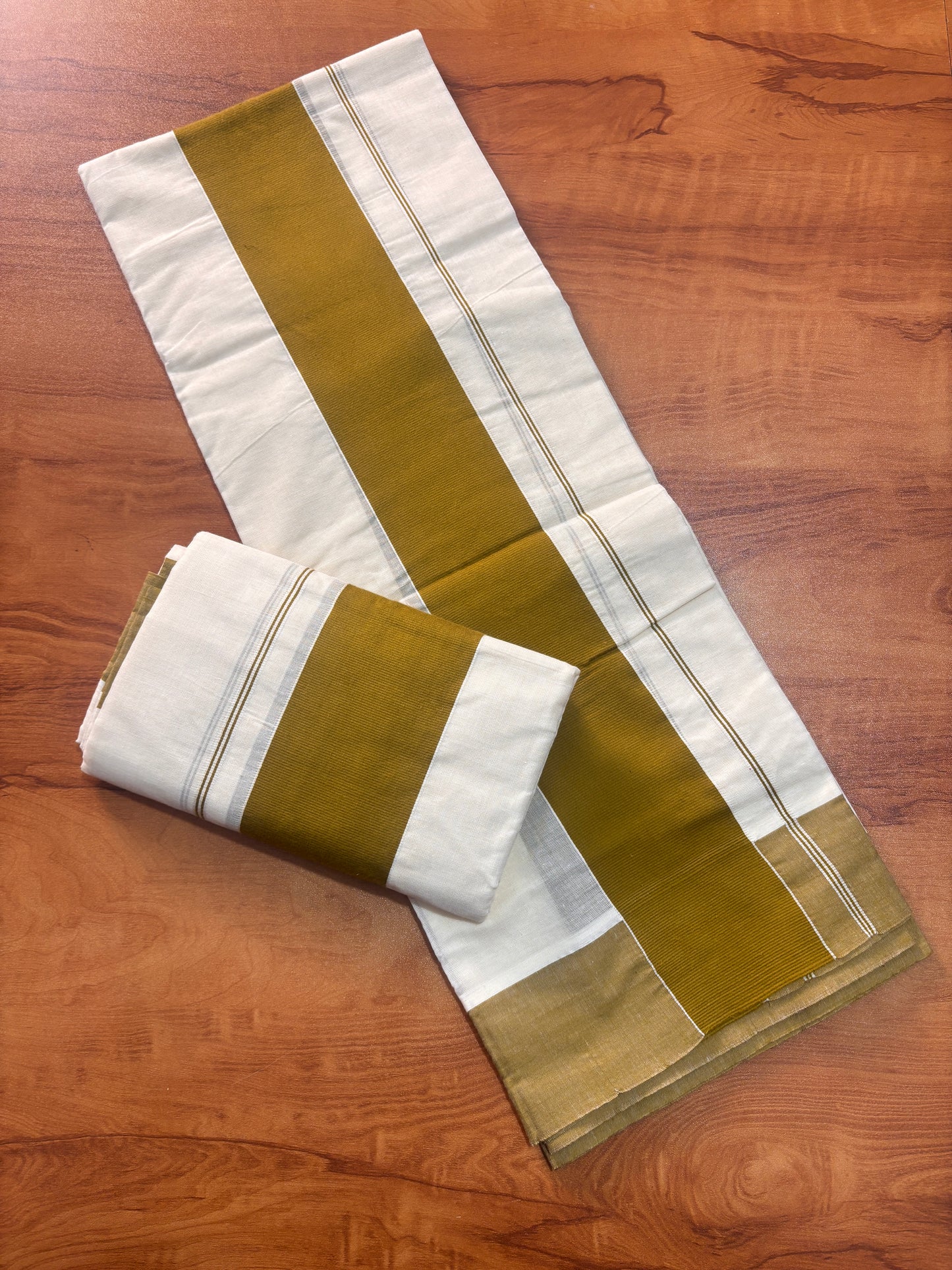 SM04- Kattikara set mundu