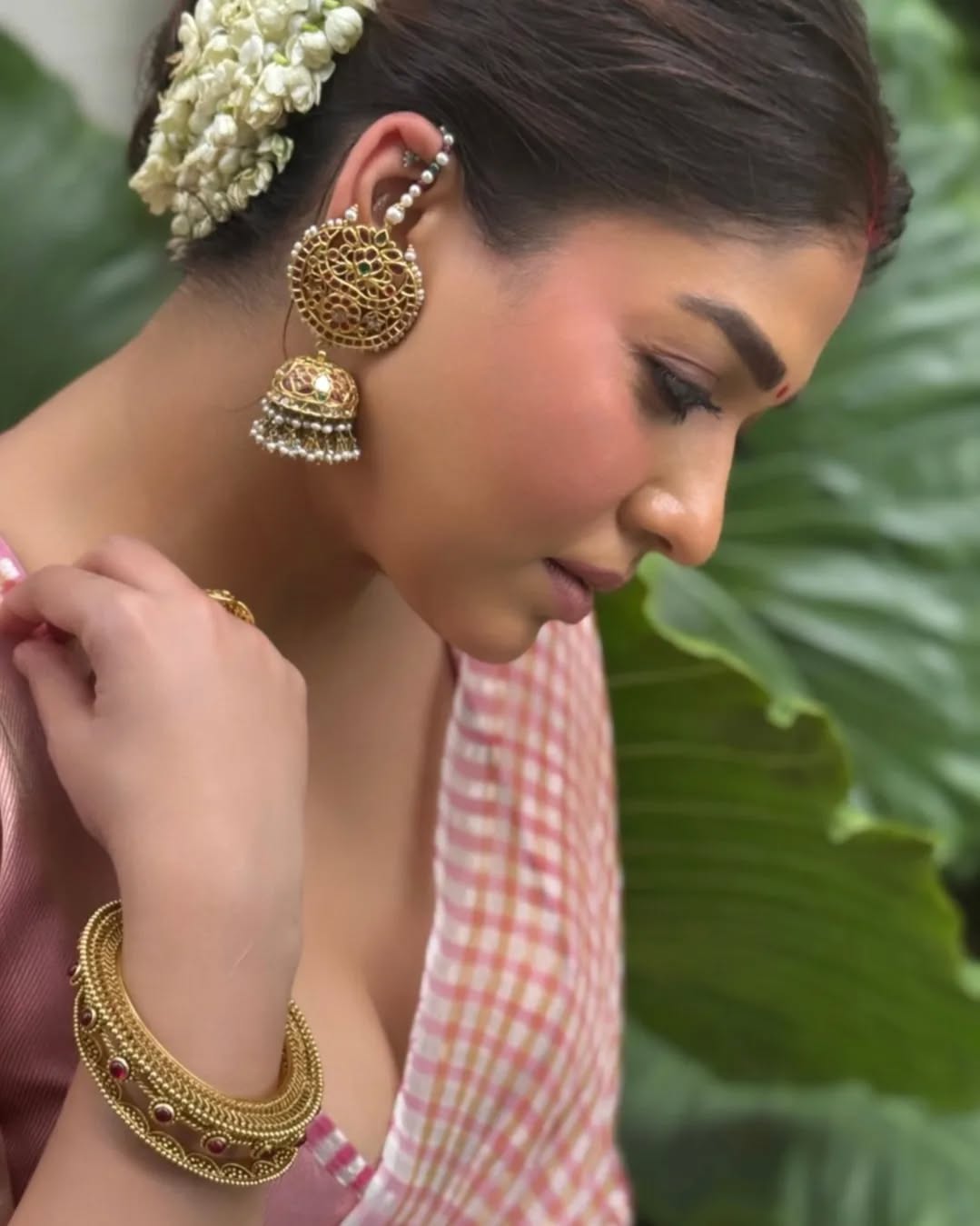 CS04-Nayanthara Pink Checked tissue saree