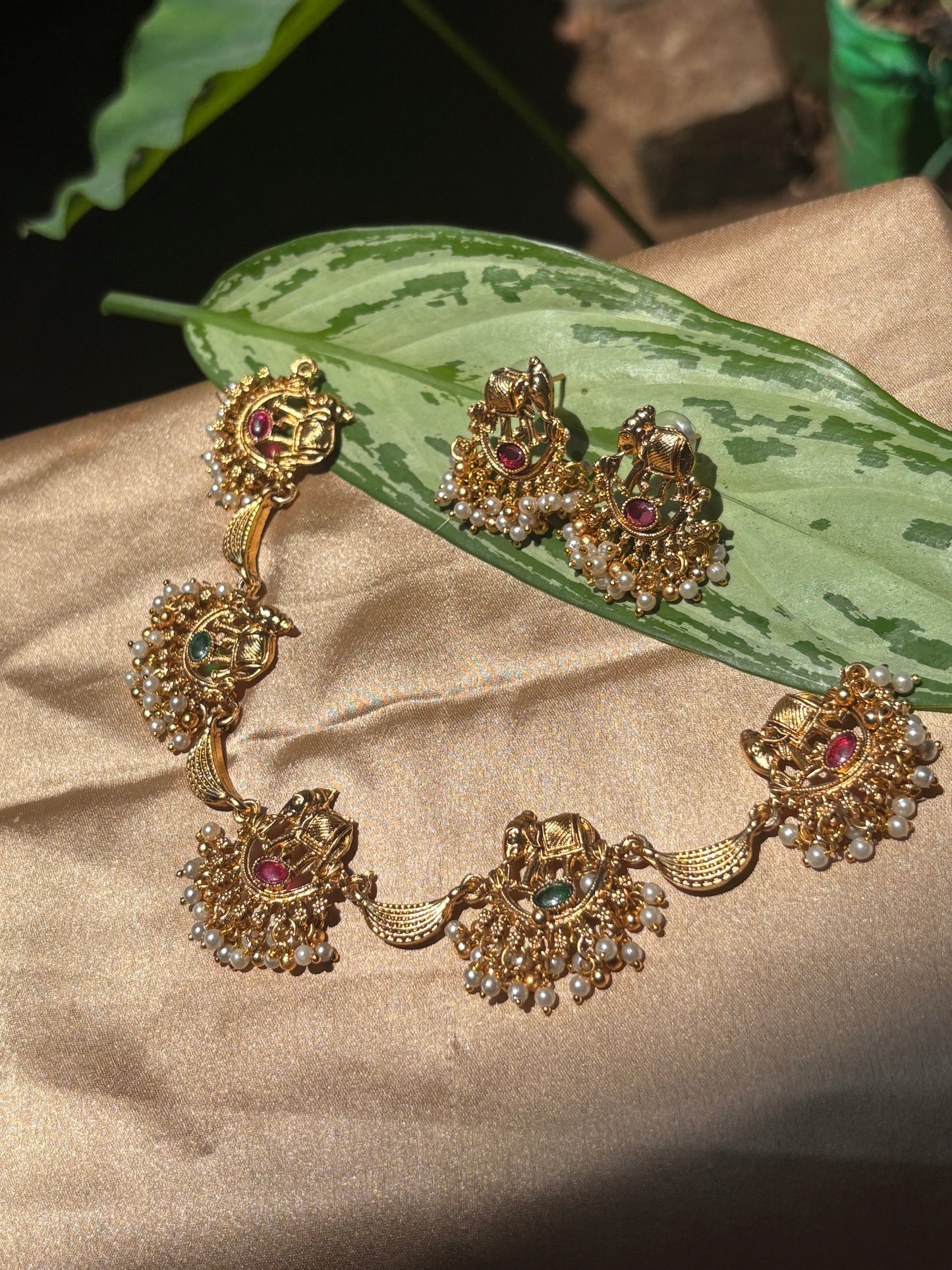 JL10033011/1 Charutha necklace JEWELLERY