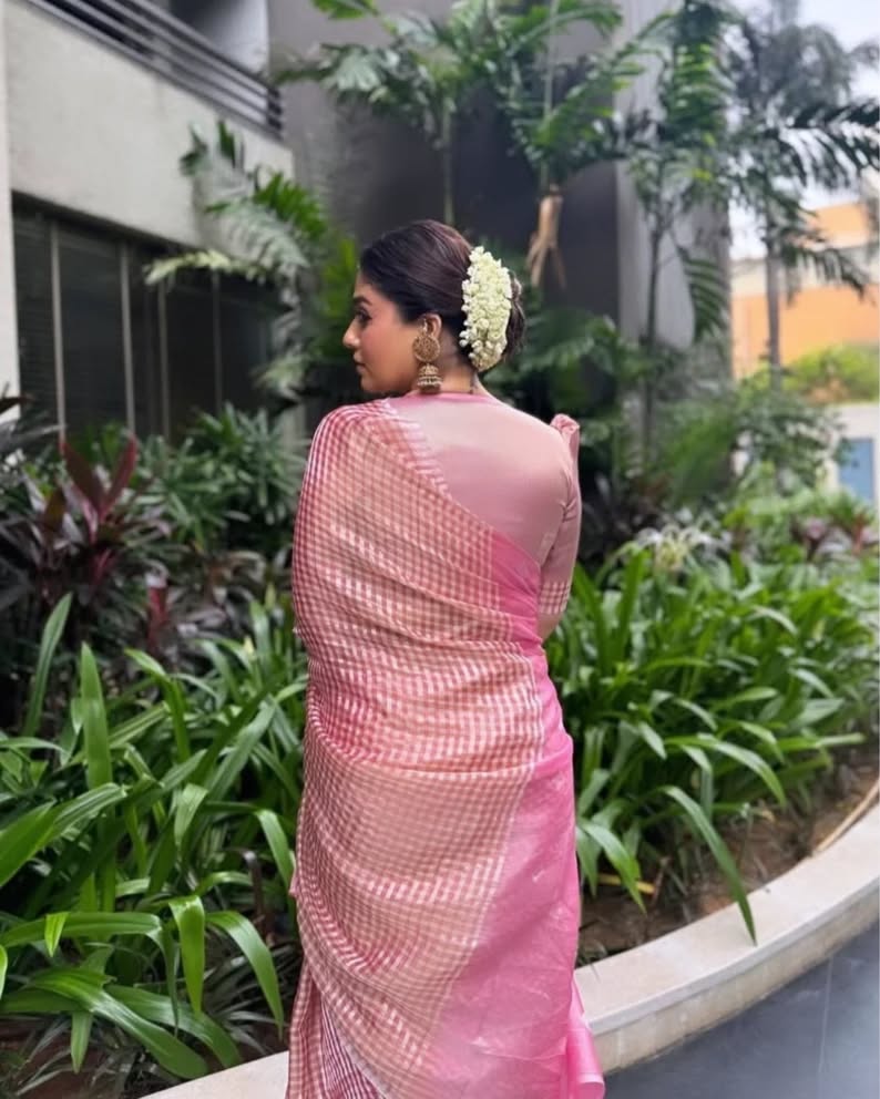 CS04-Nayanthara Pink Checked tissue saree