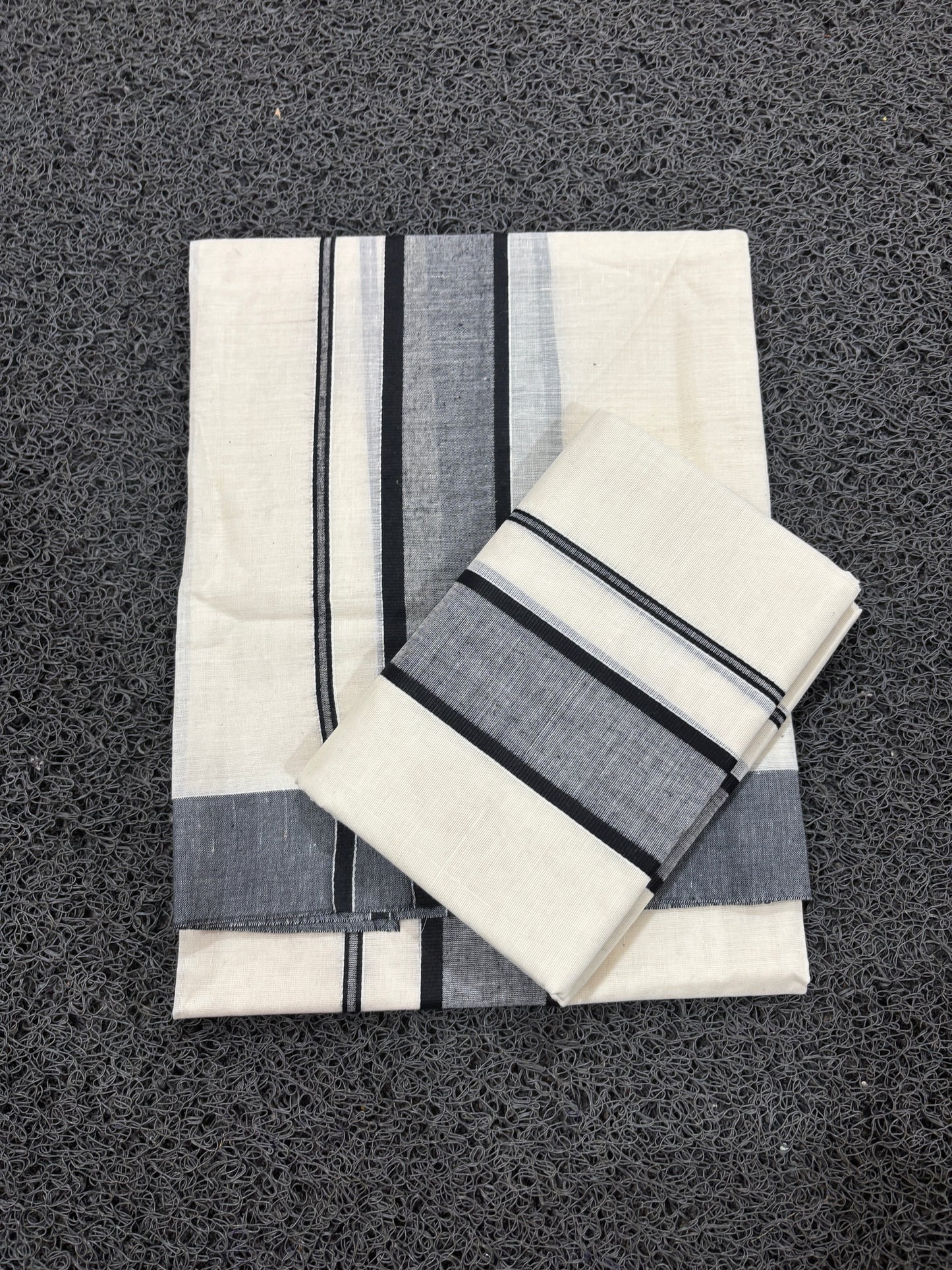 SM30- Handloom finish sada kara set mundu