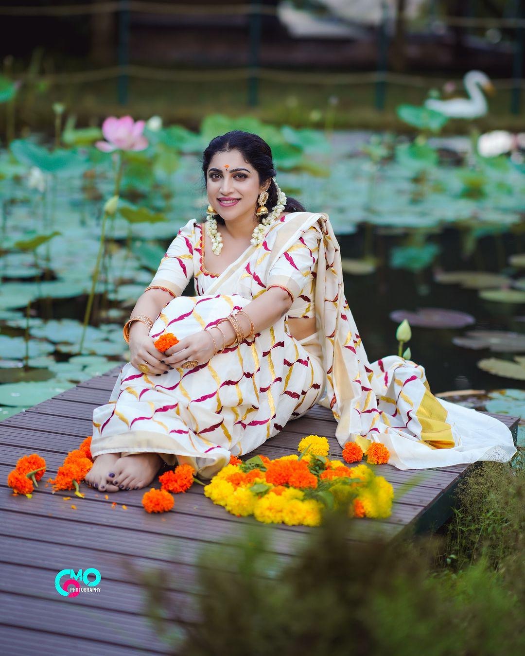 SS84- Chain design cotton saree