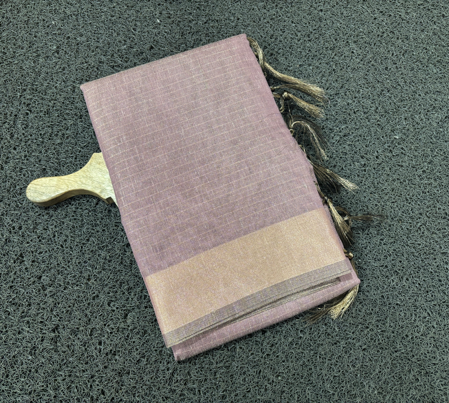 CS27- Tissue check saree