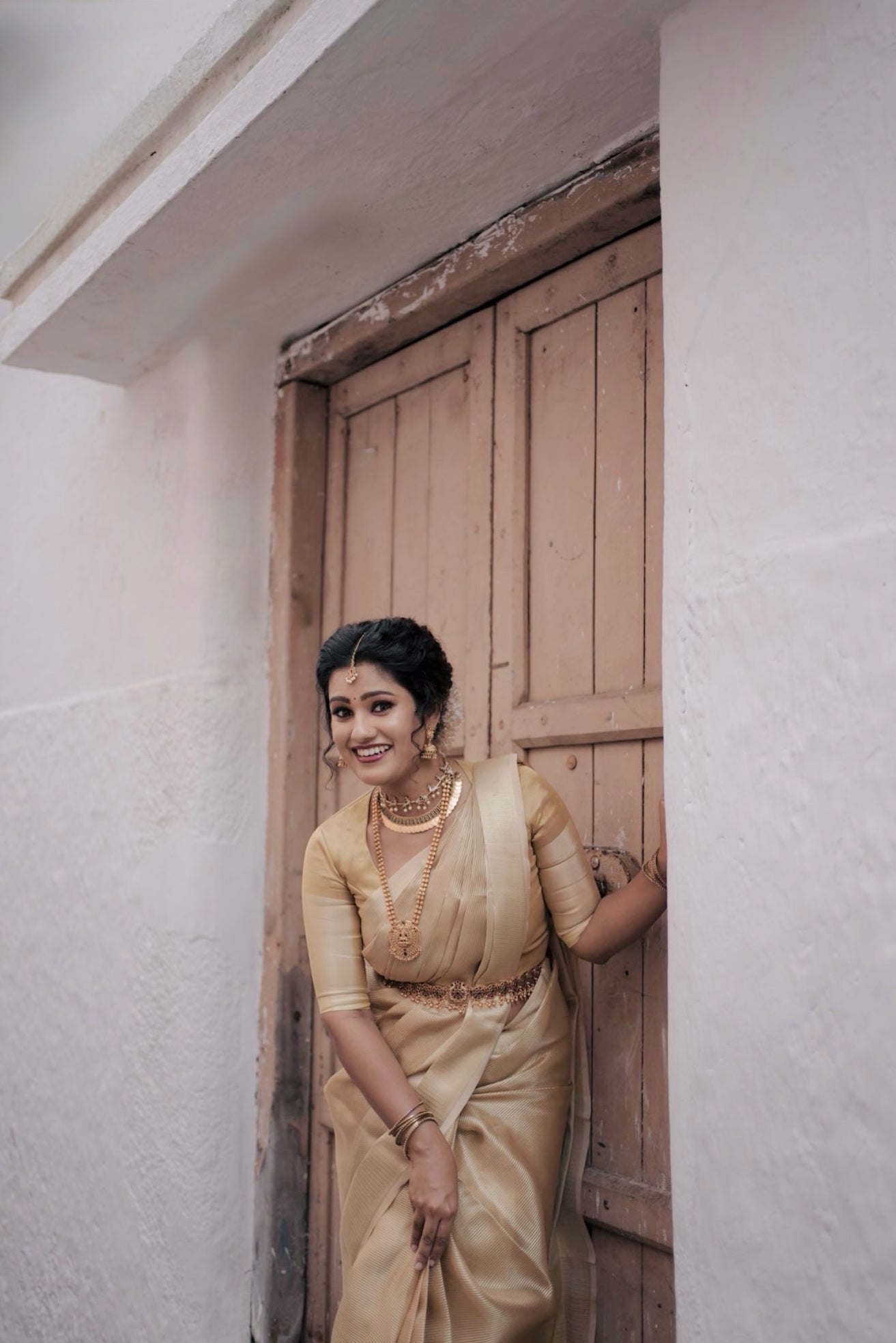 CS05-Golden Banarasi Warm Silk Saree