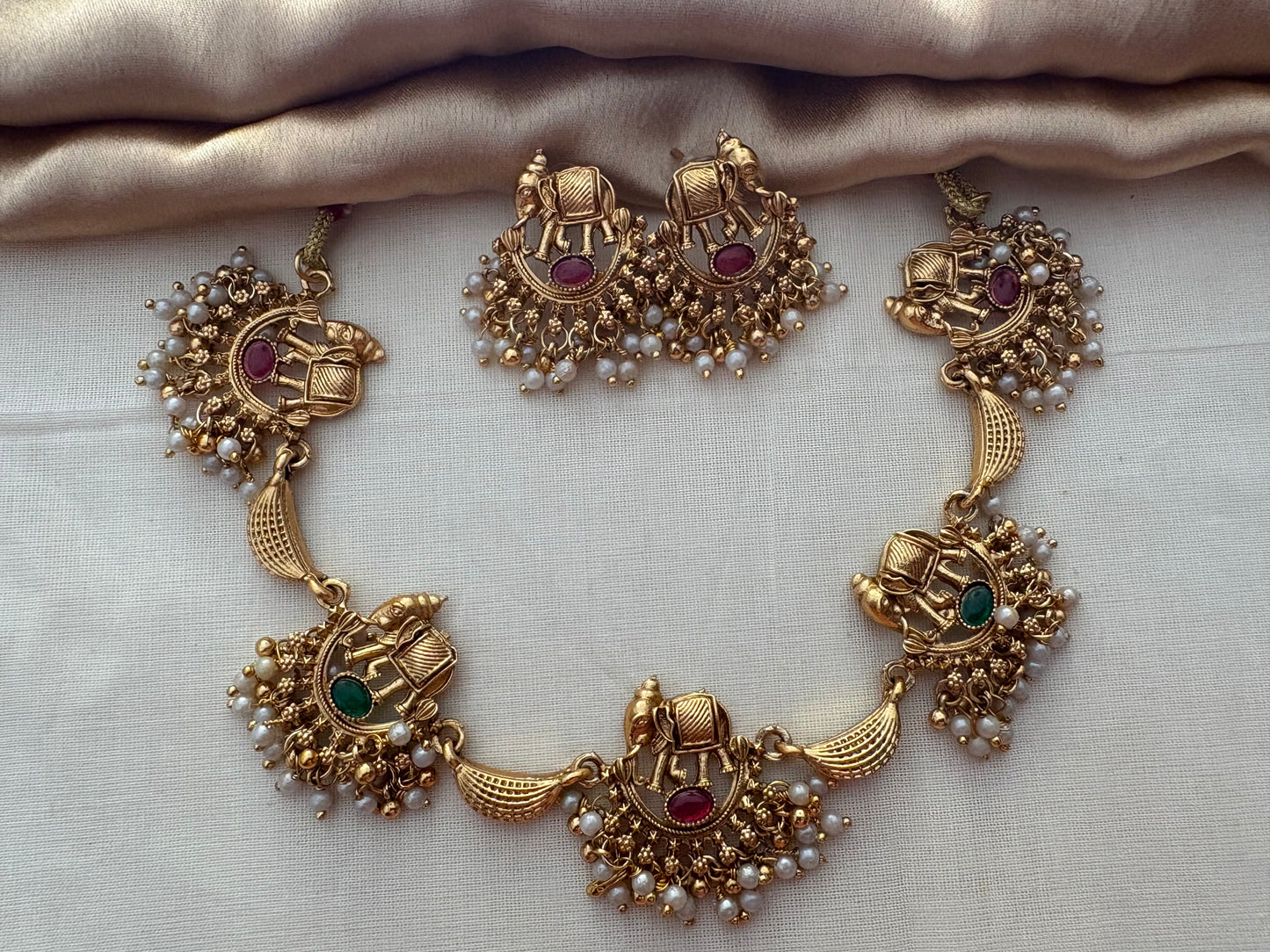 JL10033011/1 Charutha necklace JEWELLERY