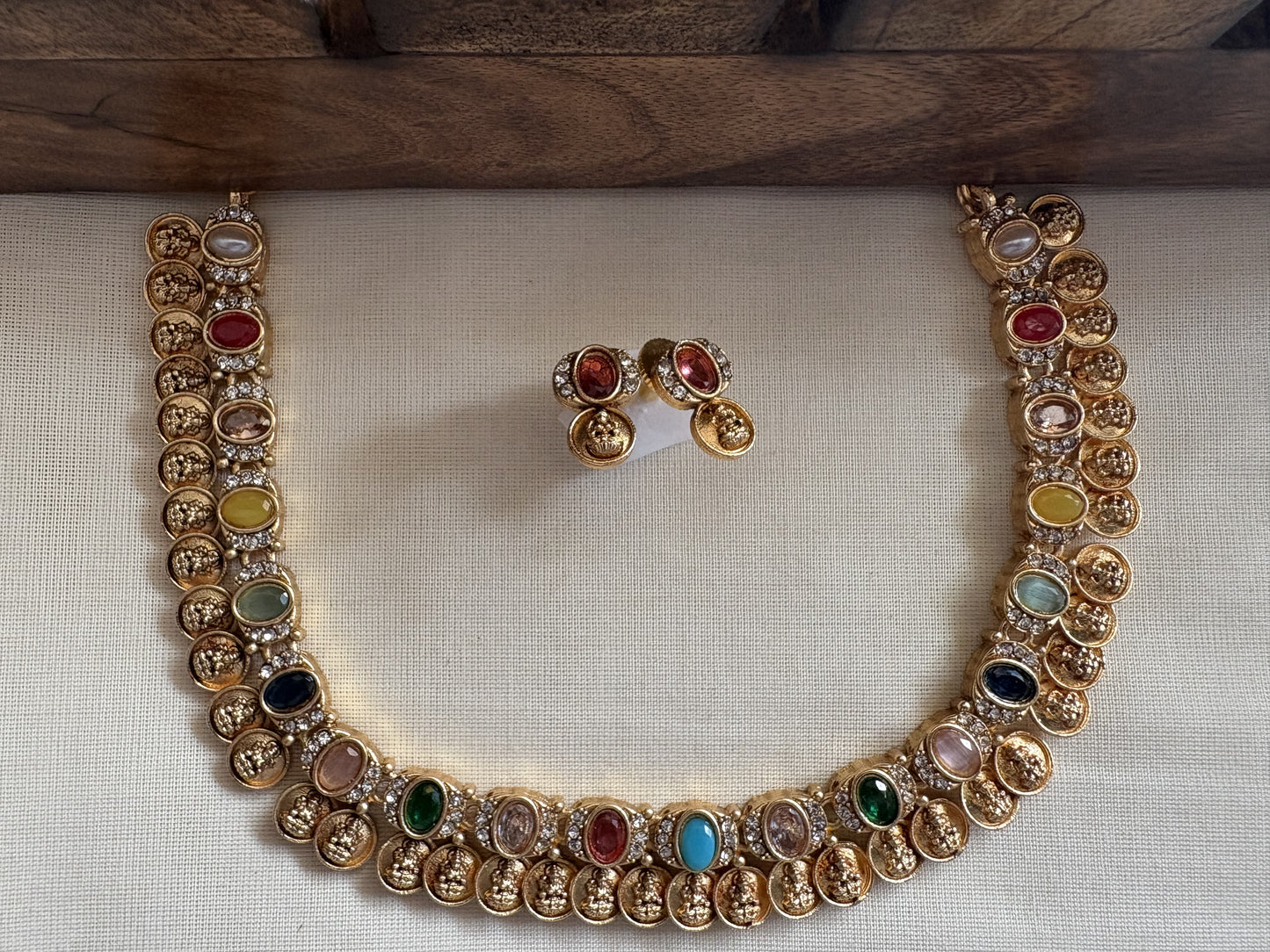 JL10033011 Multi colour temple necklace JEWELLERY