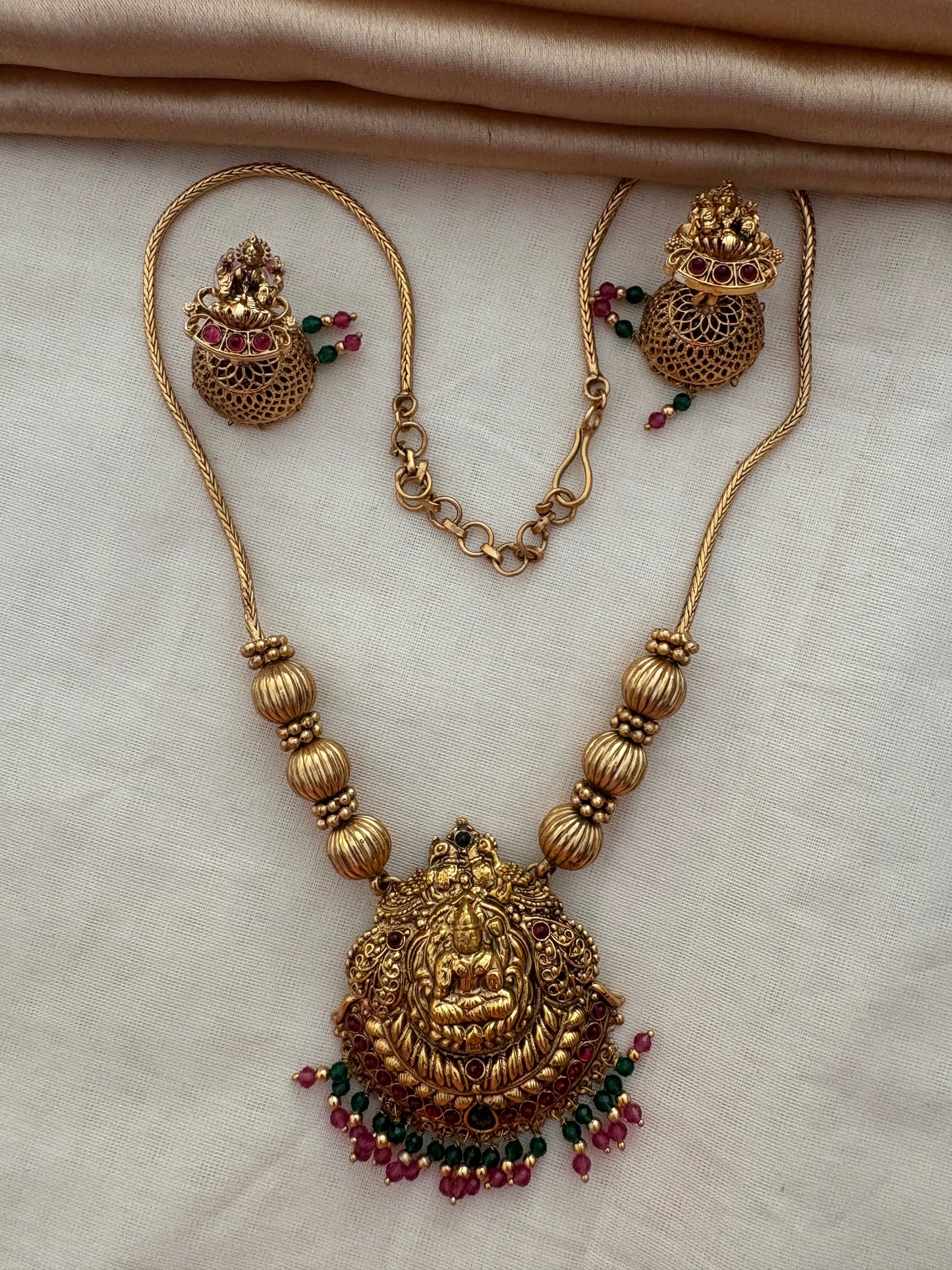 JL100480104/1 Amitha necklace JEWELLERY