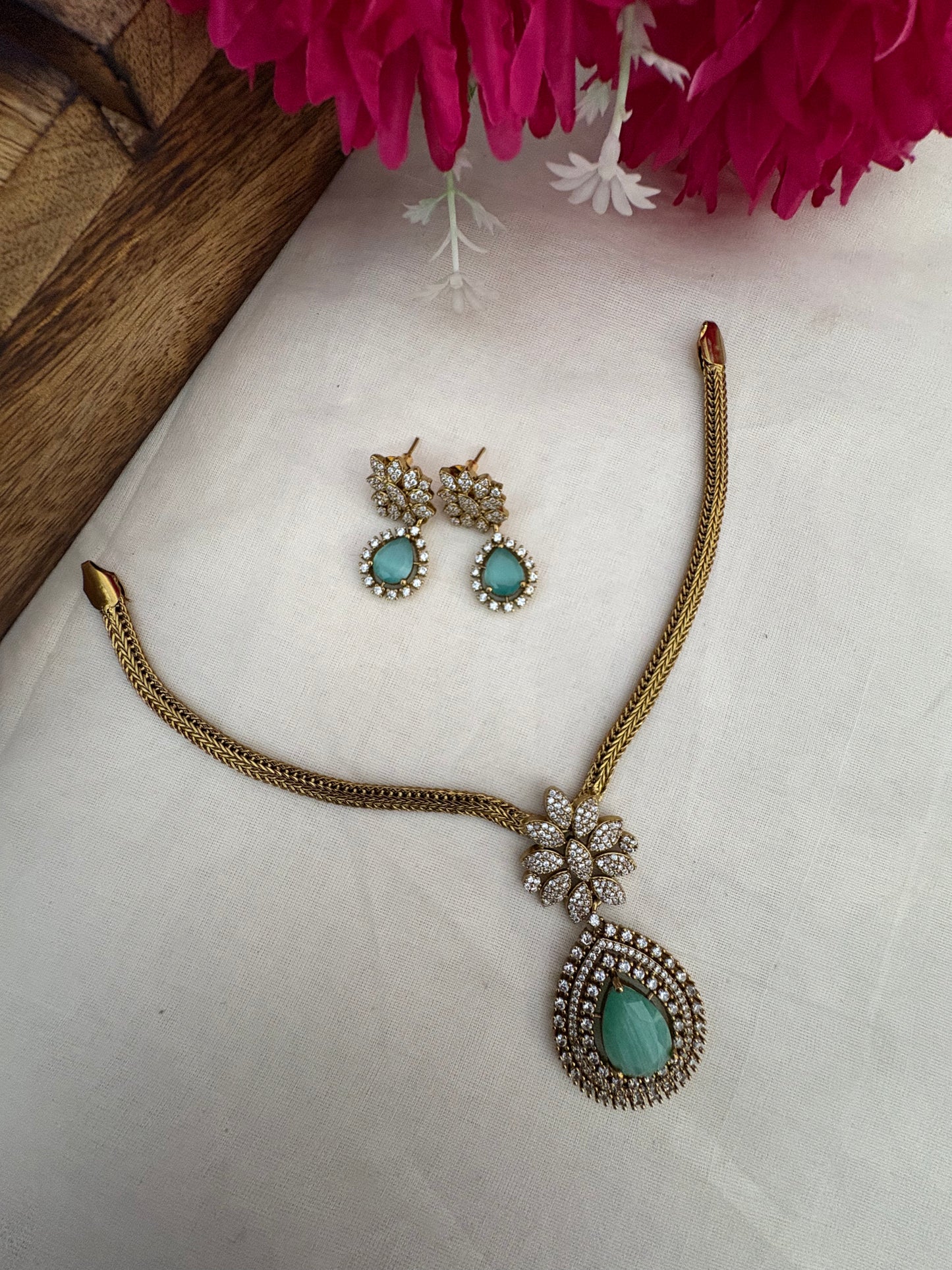 JL1007201022 Elina necklace JEWELLERY