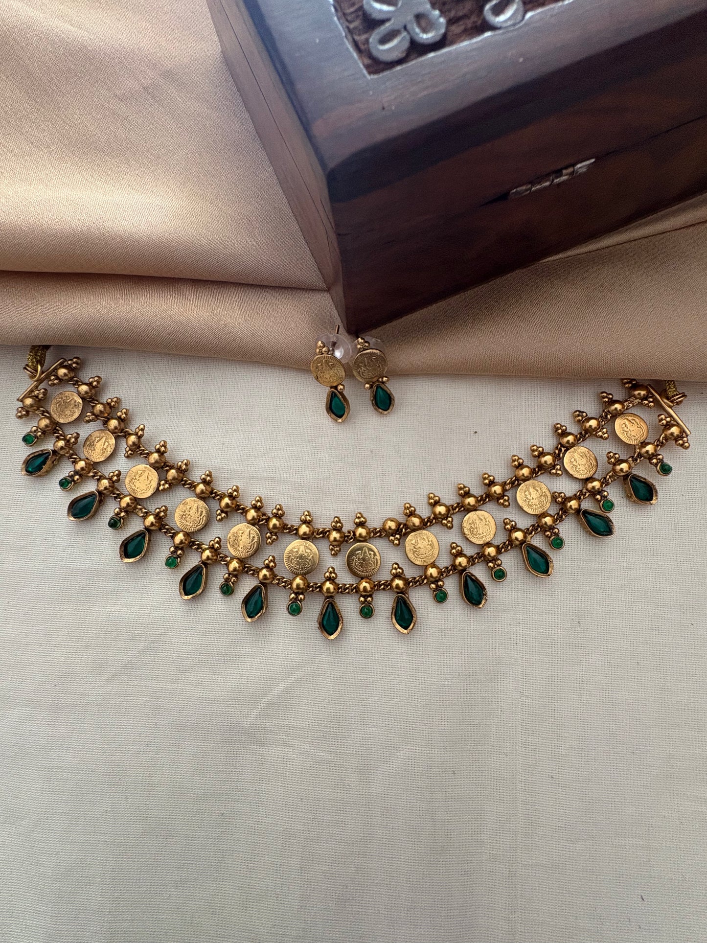 JL20043511 Palakka Choker Jewellery