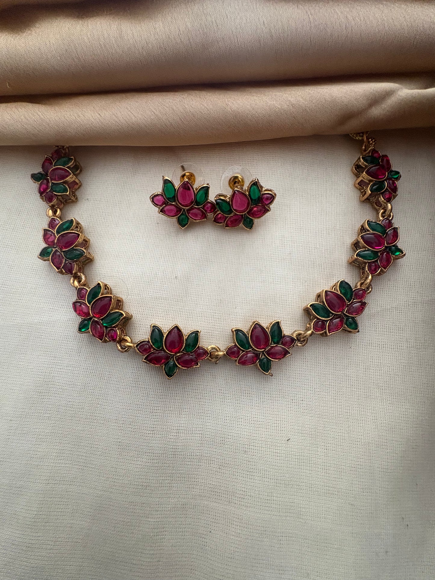 JL100320115 Nikitha necklace JEWELLERY