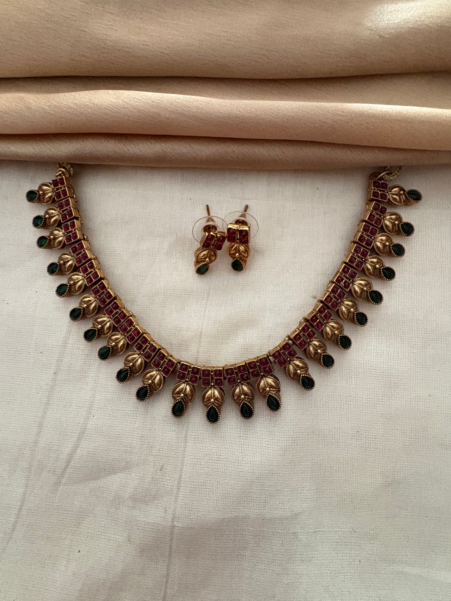JL100320111 Karuna necklace JEWELLERY