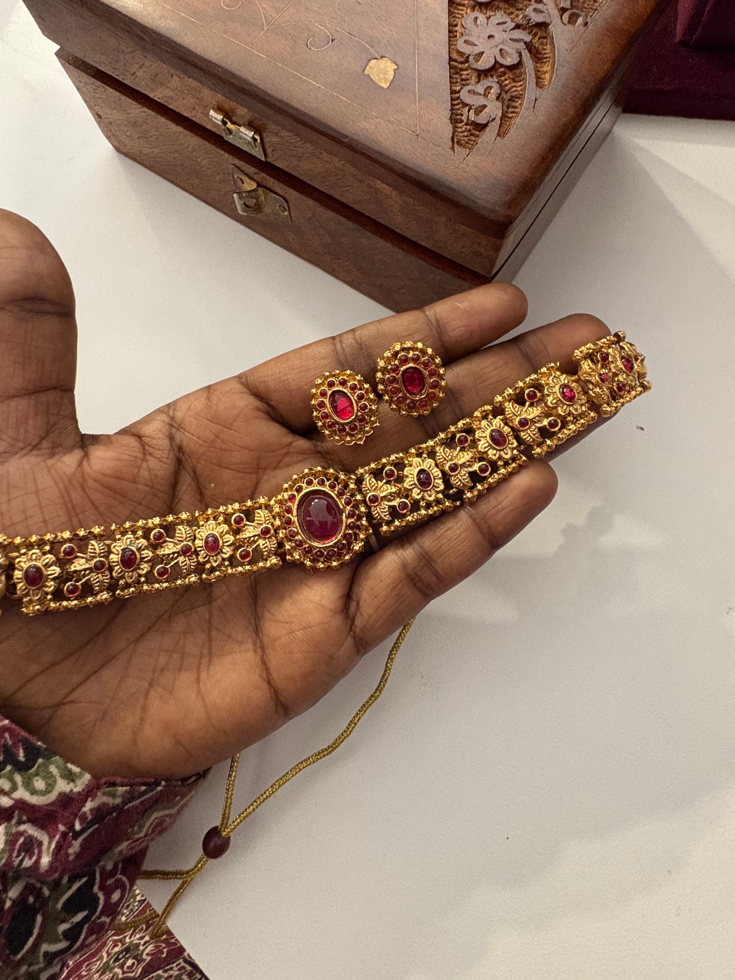 JL100330106 Kavya Choker JEWELLERY