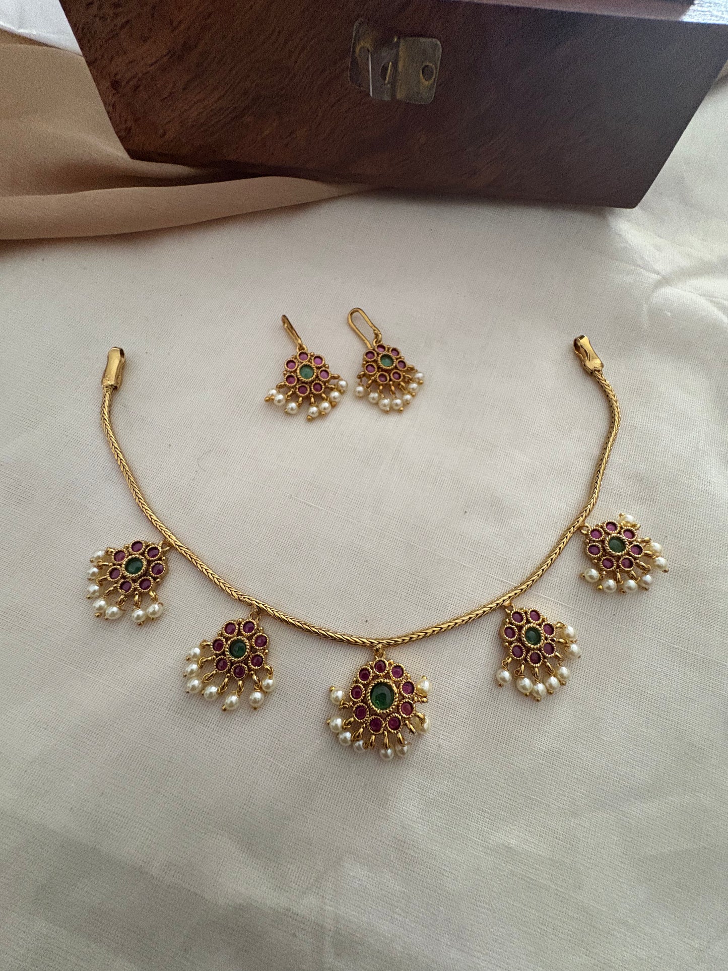 JL30039522 Ahana necklace jewellery
