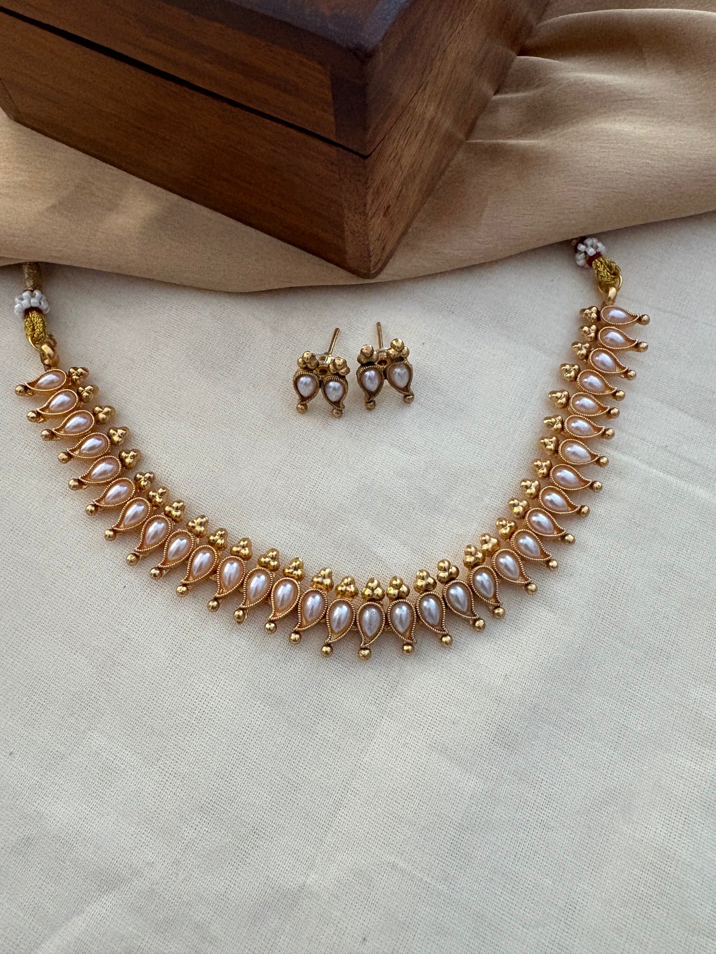 JL20029022 White Pearl necklace JEWELLERY