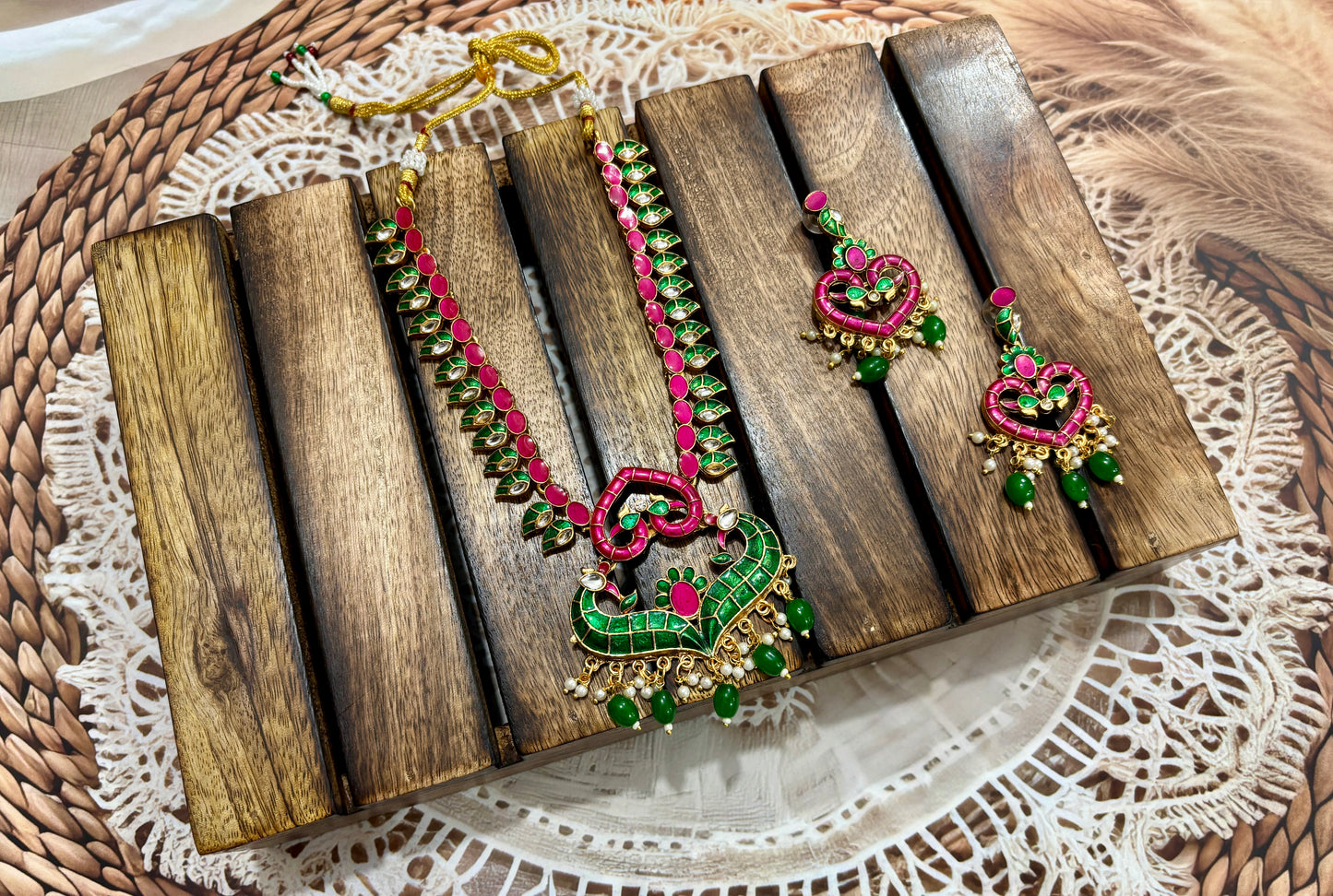 Jl12Peacock leaf antique neck set jewellery