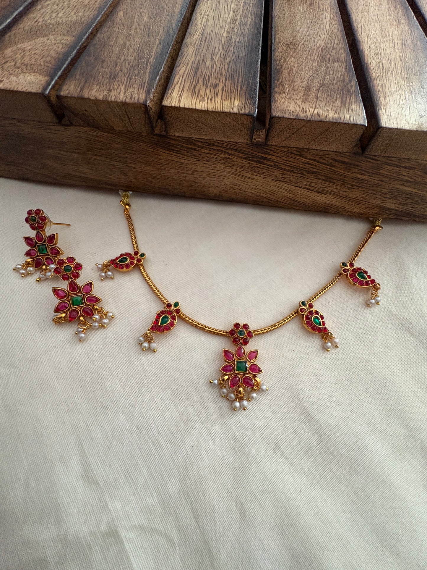 JL20039533 Anaswara necklace jewellery