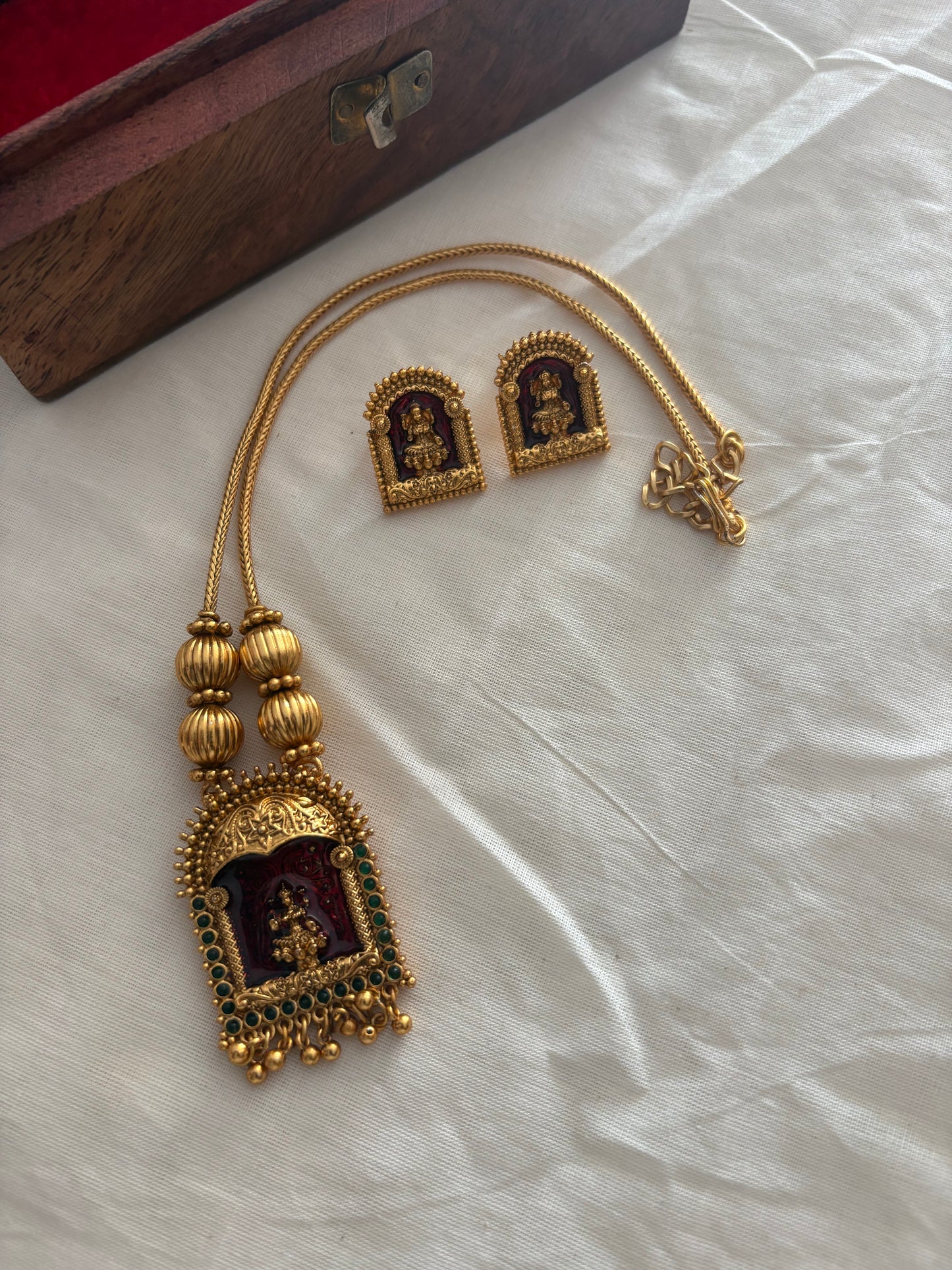 JL30039022 Temple neck set JEWELLERY