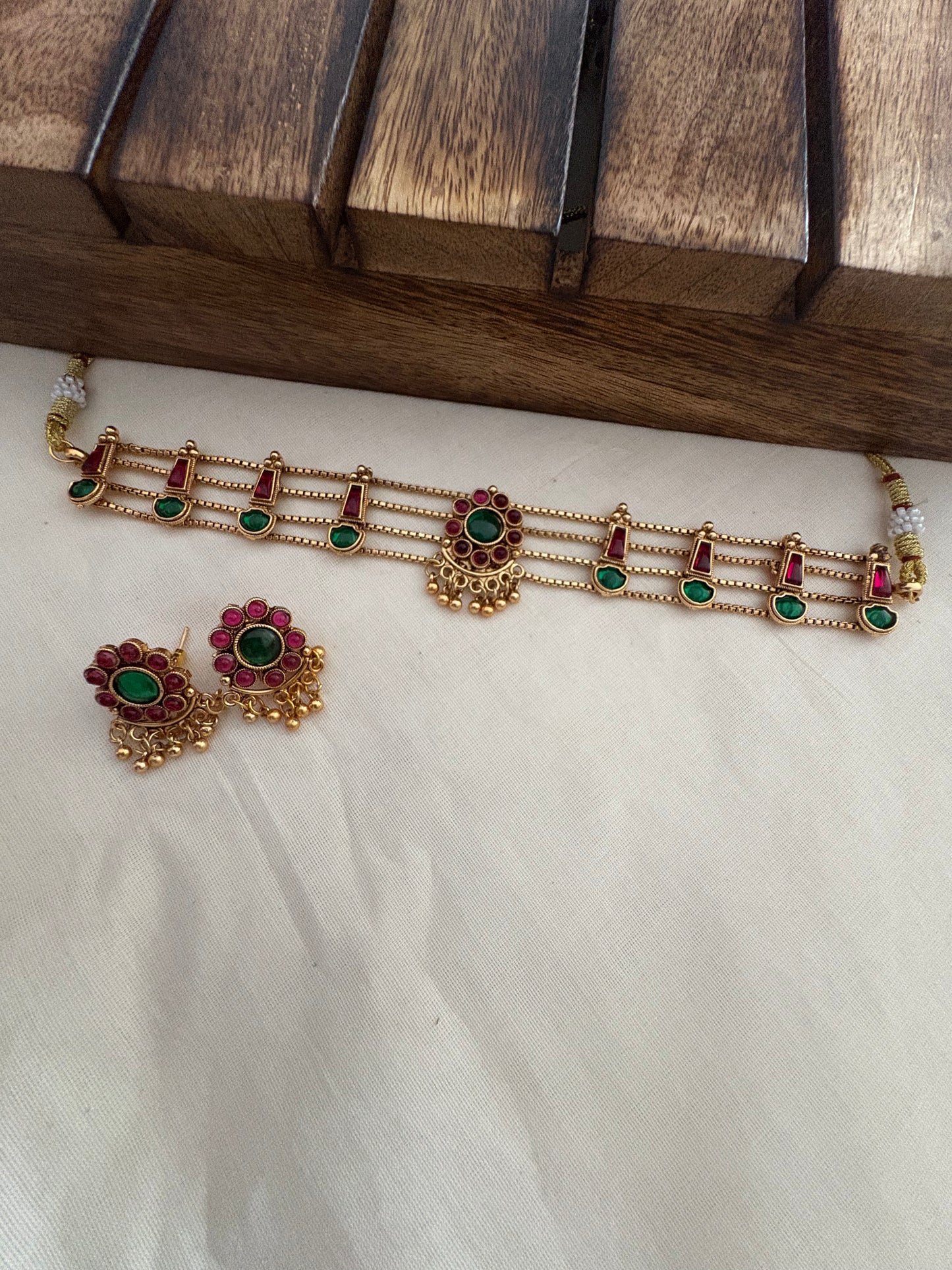 JL10048011/1 Shishira necklace JEWELLERY