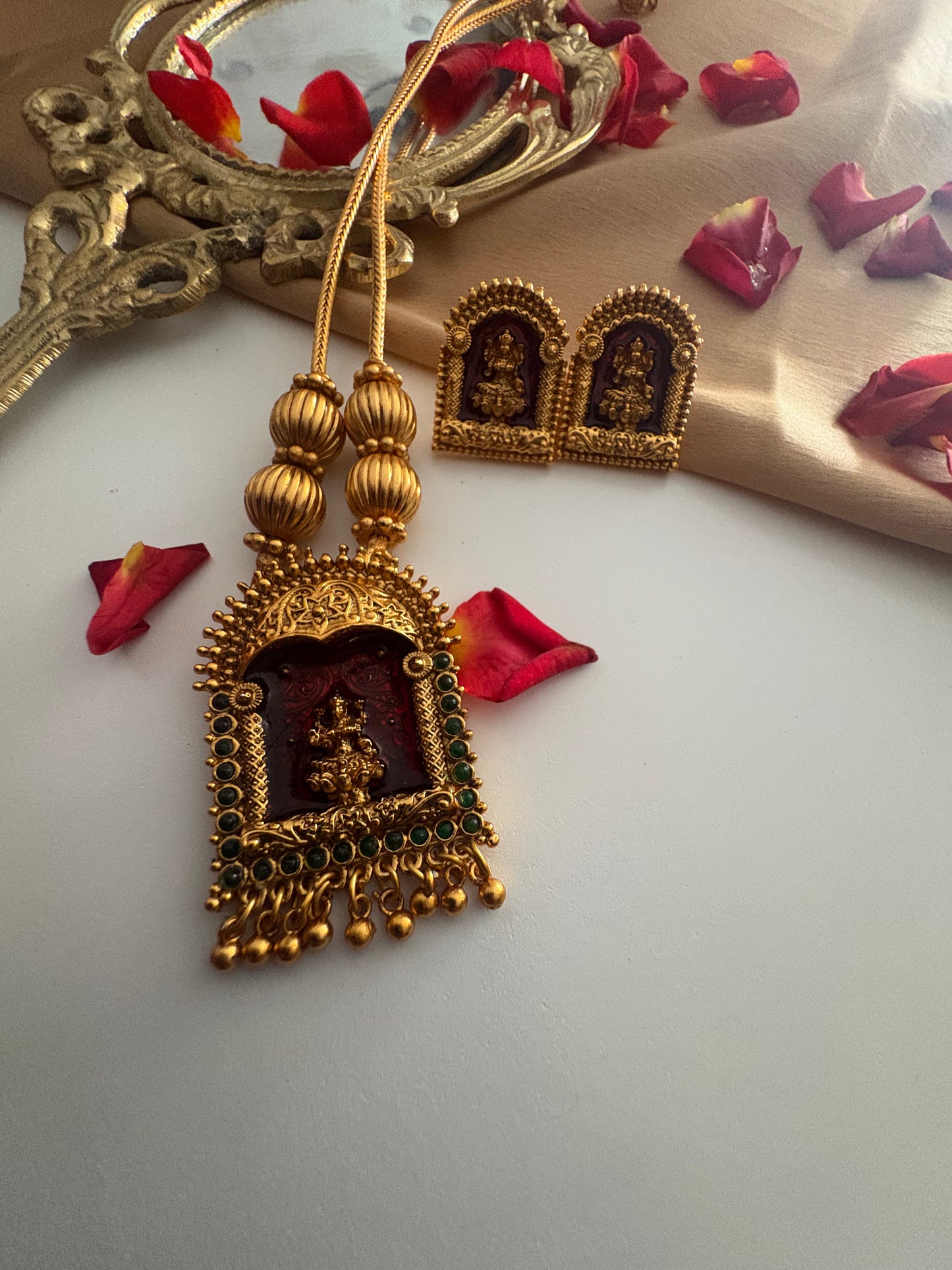 JL30039022 Temple neck set JEWELLERY