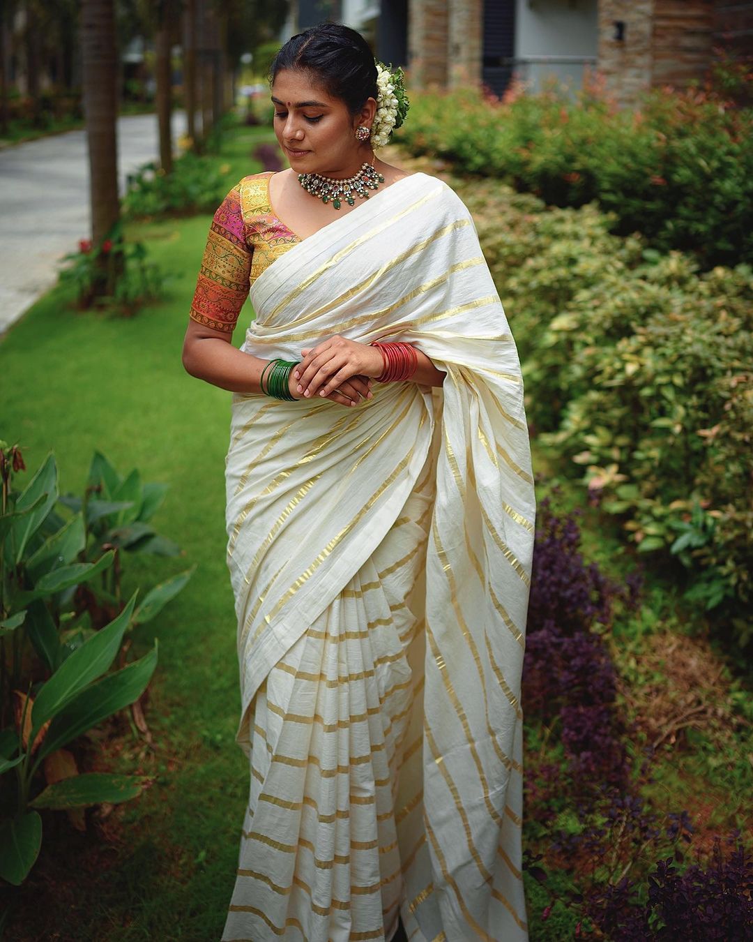 SS02-Golden stripes cotton saree