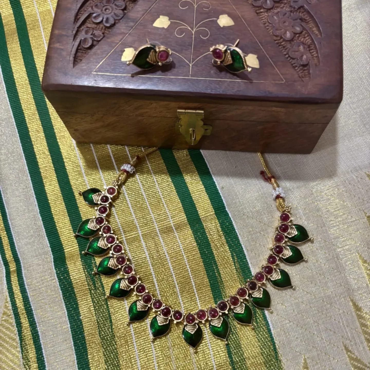 JL03- Palaka neck set jewellery
