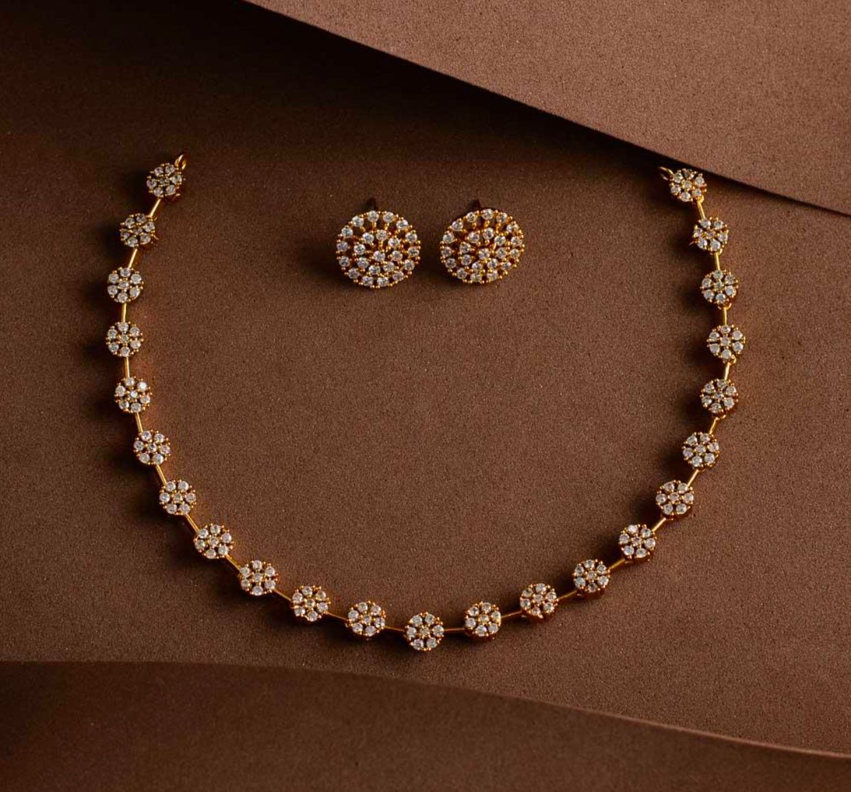 JLAD 01 ad neck set jewellery