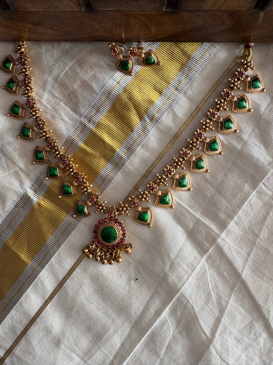 JL10027011 Short Palakka necklace