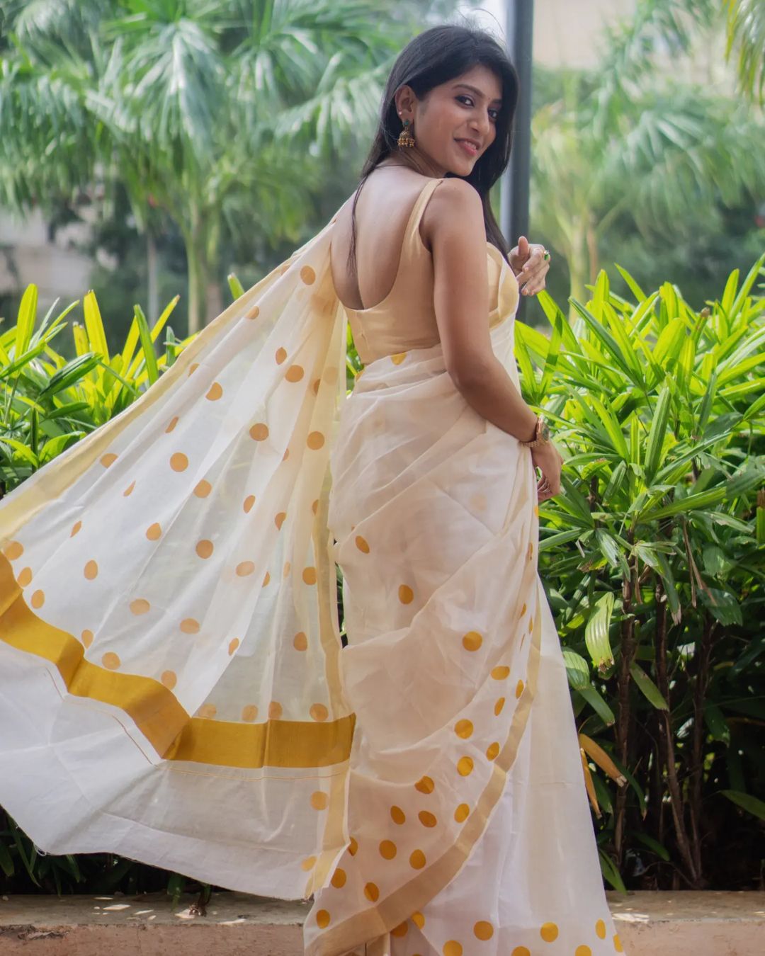 SS36- Golden polka cotton saree