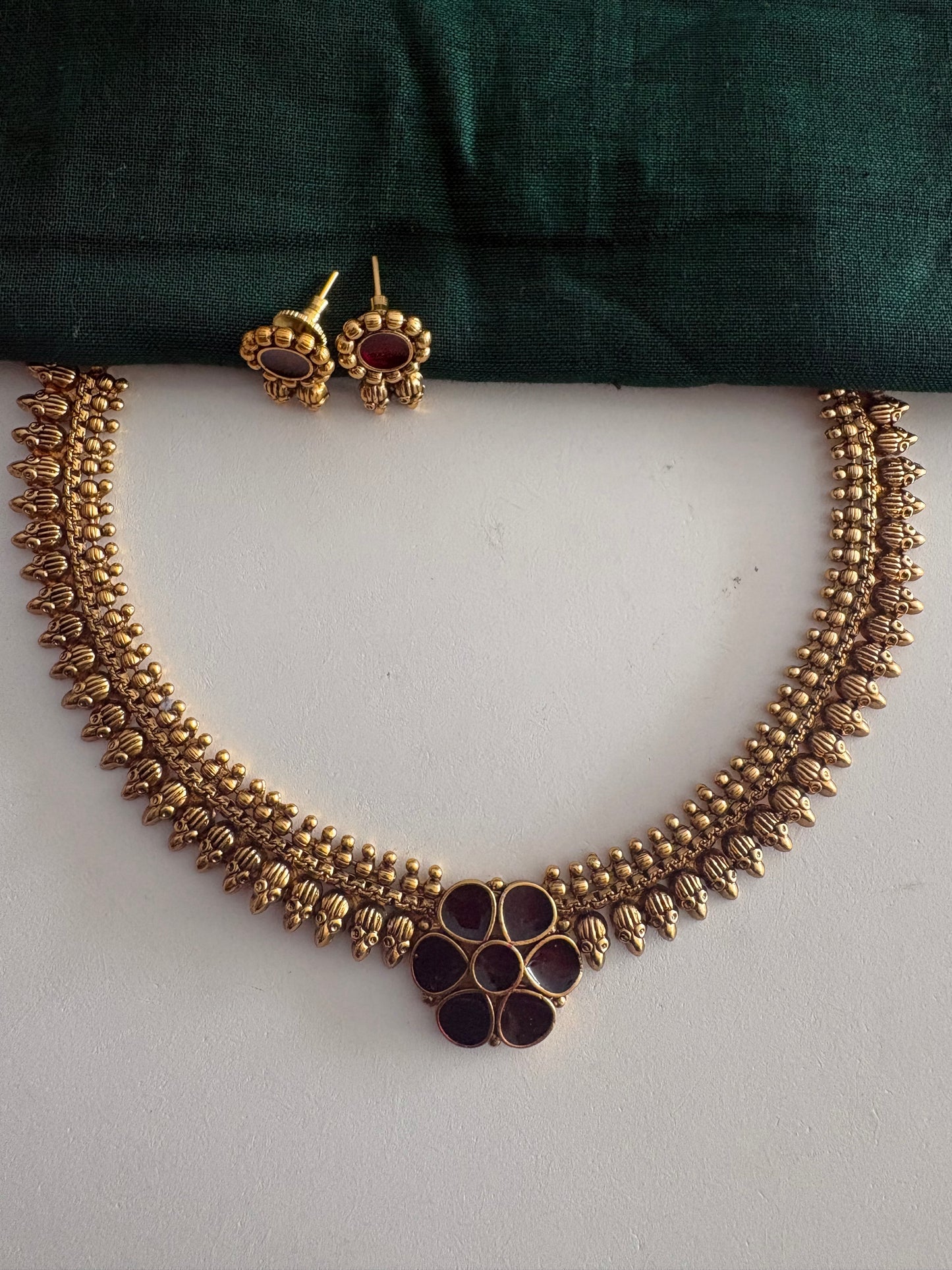 JL10034011 Floral necklaces JEWELLERY