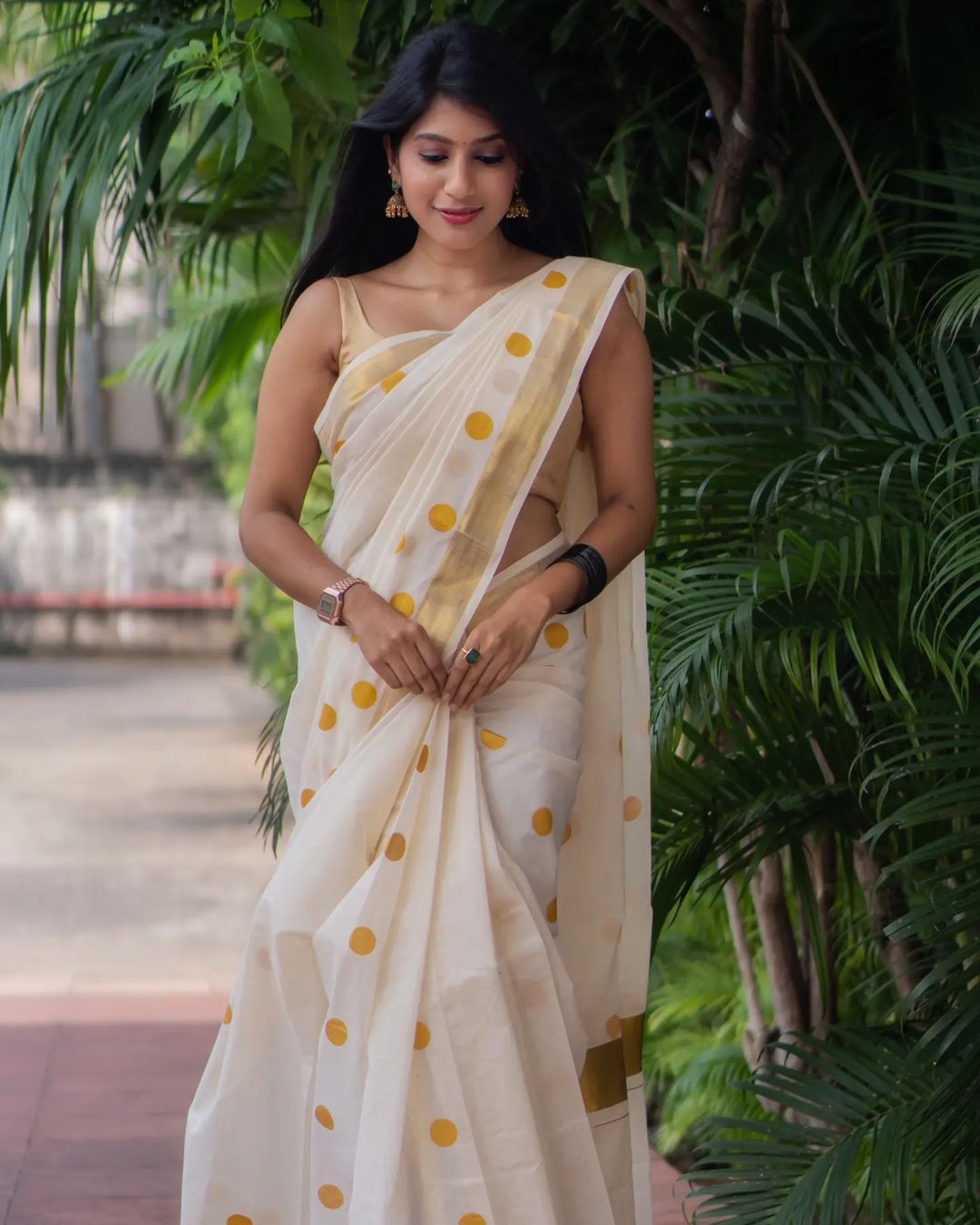 SS36- Golden polka cotton saree