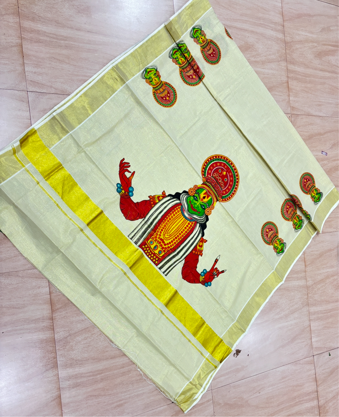 SS39- kathakali Golden tissue saree