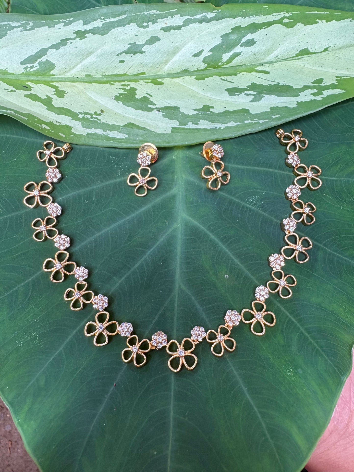 JL10054011 Dayza necklace JEWELLERY
