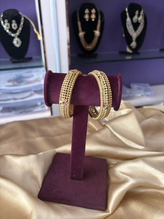 JL50031021 Keerthi Bangles JEWELLERY