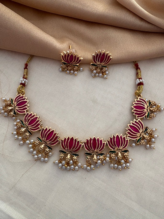 JL10032011/16 Lotus necklace JEWELLERY