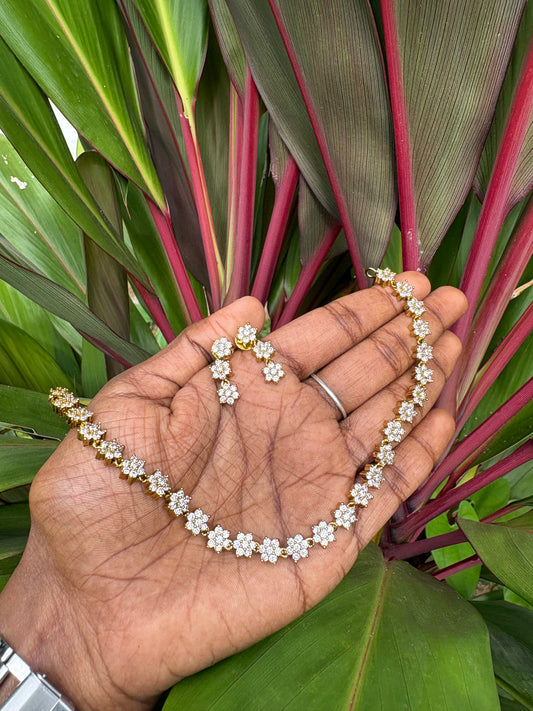 JL10059511 Aami necklace JEWELLERY